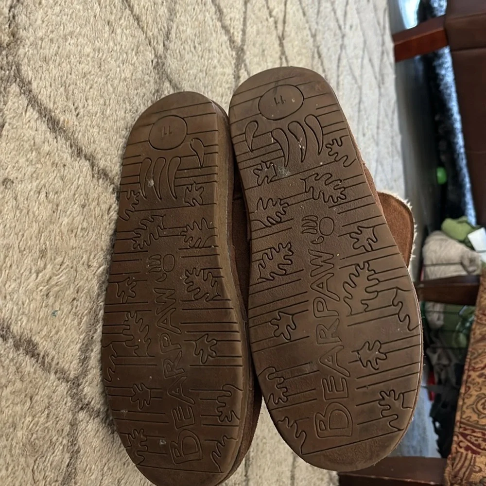 🌸 Bearpaw boots size 11